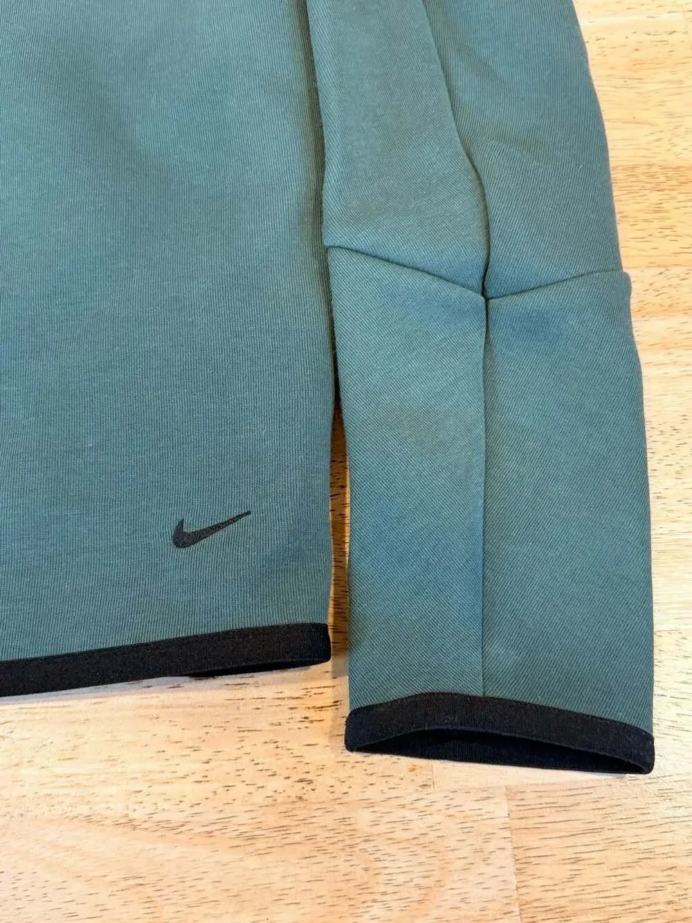 Nike Tech Fleece Full-Zip Windbreaker Hoodie - Vintage Green